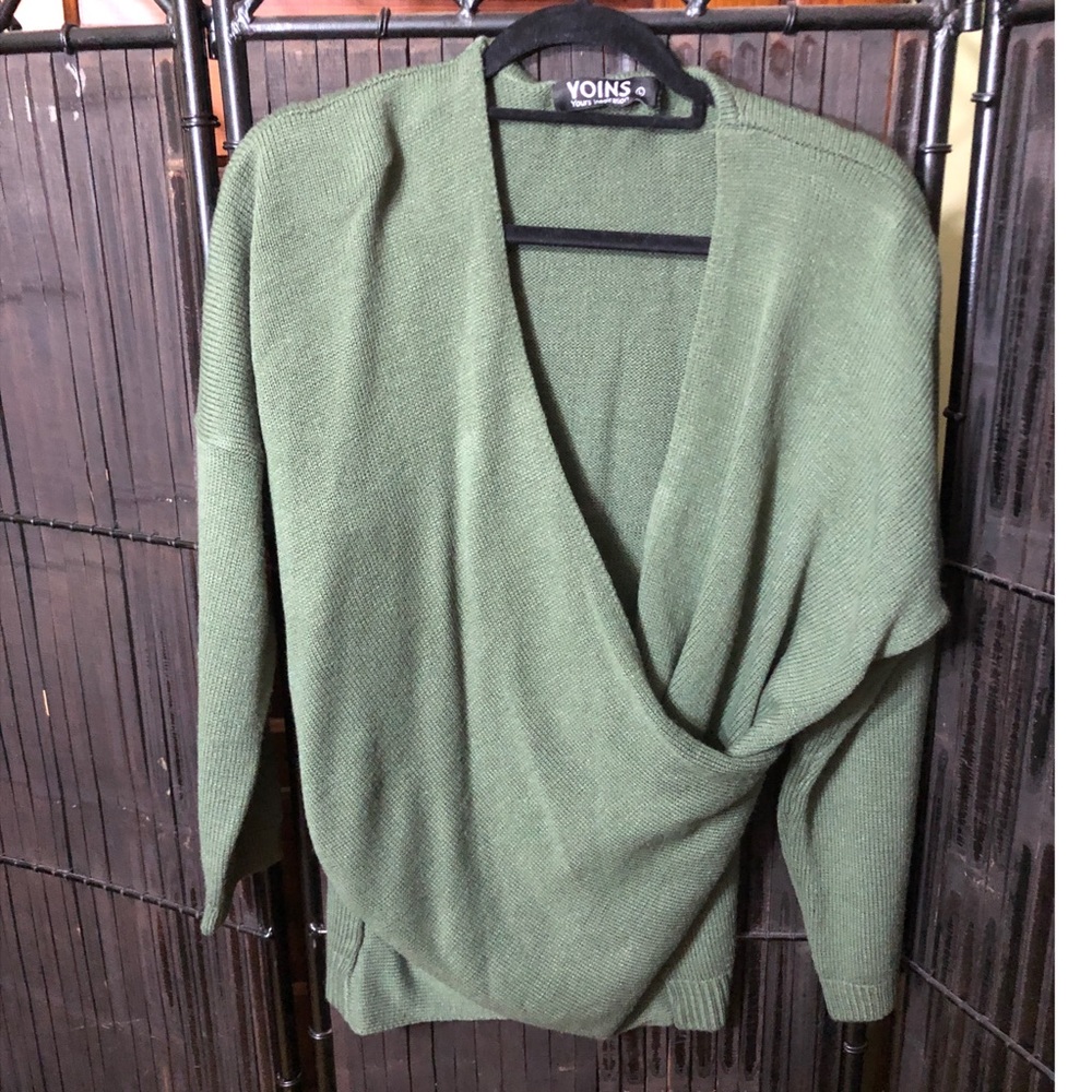 Army Green Wrap Sweater size L from Yoins